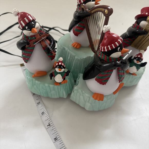 Mr. Christmas Penguin Players Band Playing Instrument Animated Music w/Box READ - Picture 9 of 15